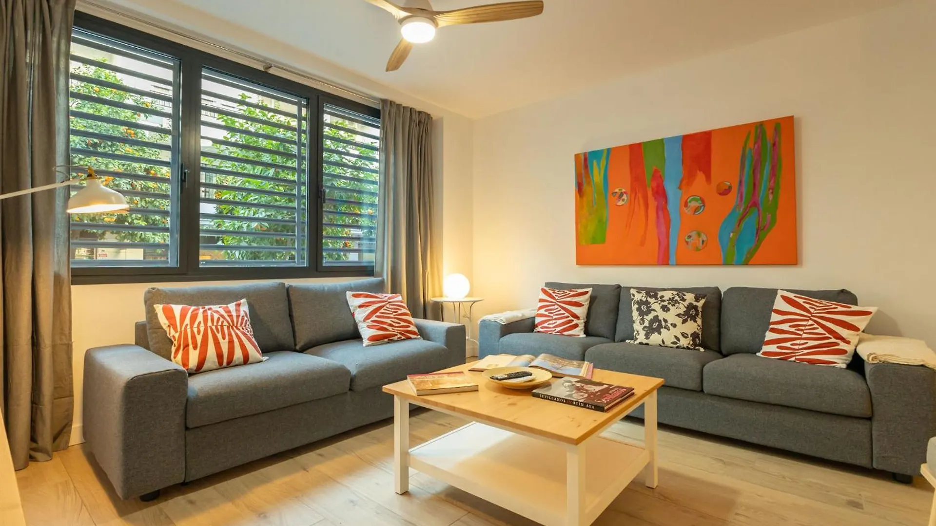 Charming 2 Bedroom Apartment By Torre Del Oro By Ocityzen إشبيلية 0*,  إسبانيا